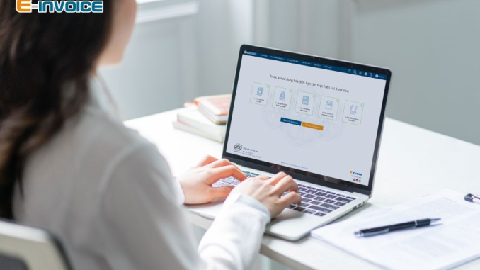 Áp dụng hóa đơn điện tử có mã của cơ quan thuế thế nào?
